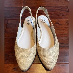 White Mountain sandals